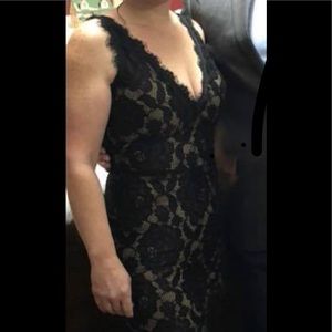 Betsy & Adam Gown - Size 6 (Runs small)